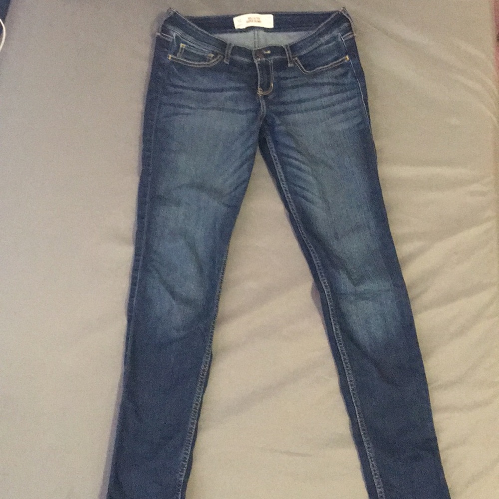 HOLLISTER SUPER SKINNY BLUE JEANS